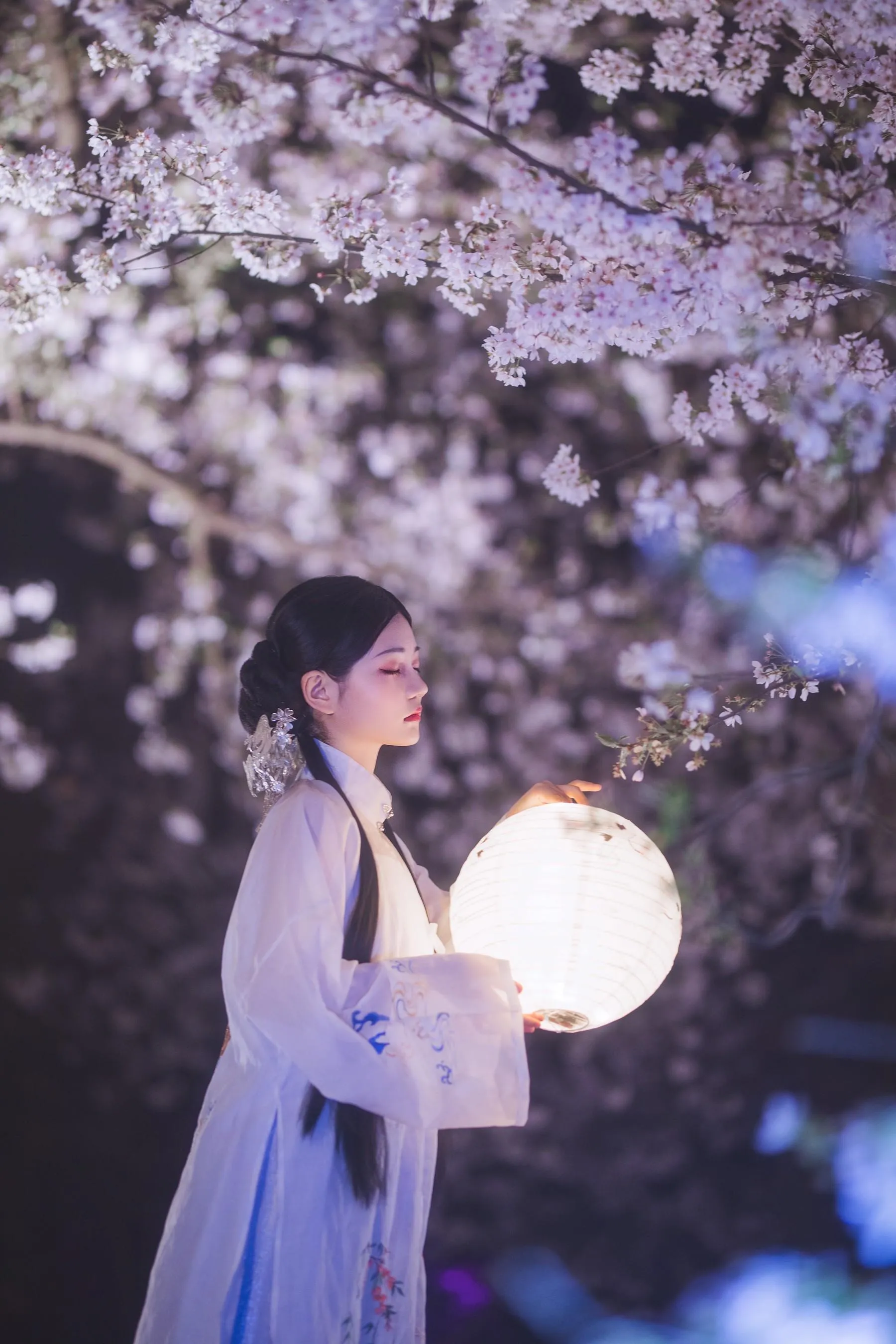 [艺图语] 2022.05.11 梦遣看花人 吴莹琨琨 [22P]插图6